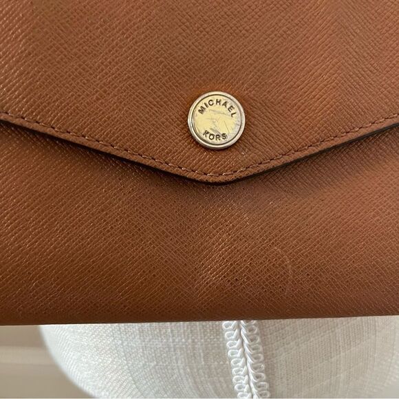 Michael Kors Envelope Crossbody Handbag - Picture 3 of 9